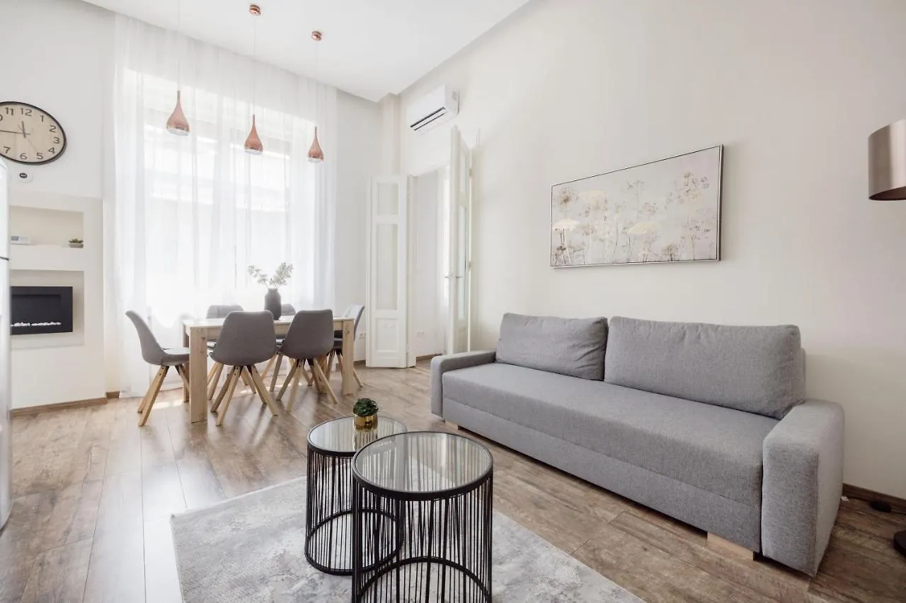Acacia Apartment Boedapest Hongarije