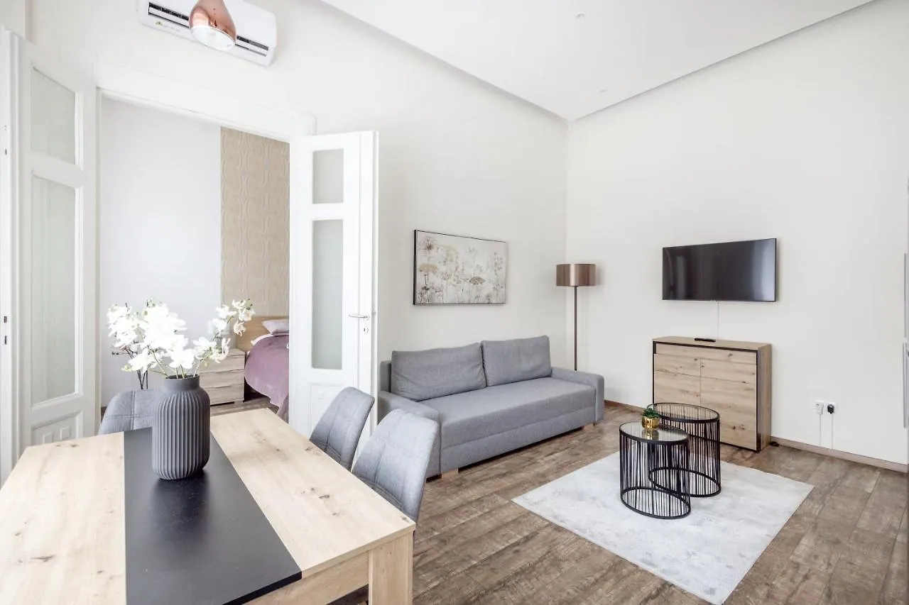 Acacia Apartment Boedapest